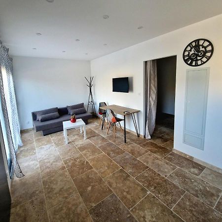 Plages Et Terres Apartamento Bessan Exterior foto